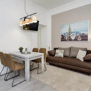 The Lohmeyerstr Hh, 2 Bed Up To 5 People Apartment Berlin